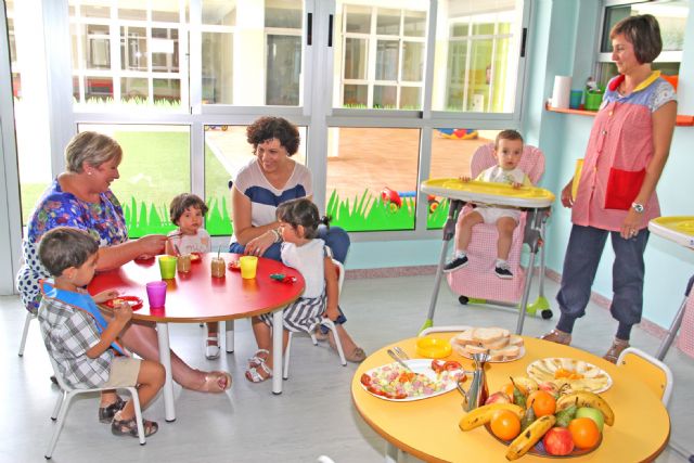 El Ayuntamiento apuesta por implantar un nuevo programa de patentabilidad Positiva en las guarderías municipales - 1, Foto 1