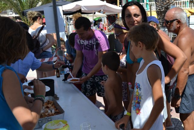 Pescadores de San Pedro muestran la elaboración tradicional del caldero en la campaña PescaSos - 3, Foto 3