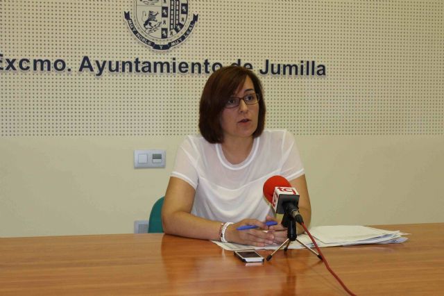 La Junta aprueba las bases para la concesión de las Becas Bonobús 2014- 2015 - 1, Foto 1