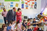 Educación notifica desde hoy por SMS a 21.000 familias la obtención de las becas de material escolar