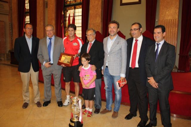 El Alcalde recibe a la plantilla de ElPozo Murcia, campeón de la Supercopa de España de fútbol sala - 1, Foto 1