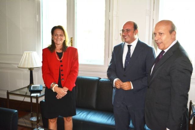 Sánchez plantea a Wert la necesidad de que se elimine la tasa de reposición en todas las enseñanzas - 2, Foto 2