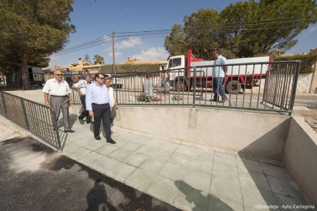 Los vecinos de Los Popos disfrutan de un paso peatonal más seguro - 3, Foto 3