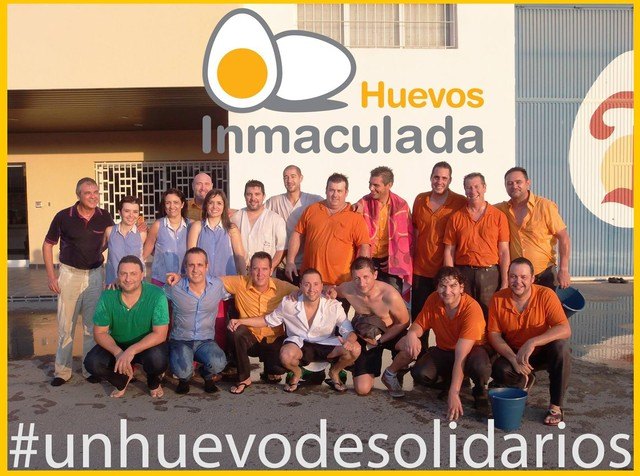 El equipo de Huevos Inmaculada, Un huevo de solidarios, Foto 1