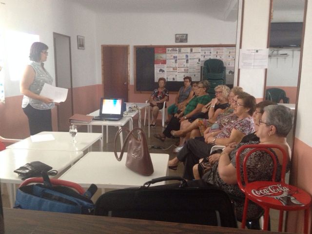 La Escuela de Empoderamiento arranca con más de una veintena de participantes - 2, Foto 2