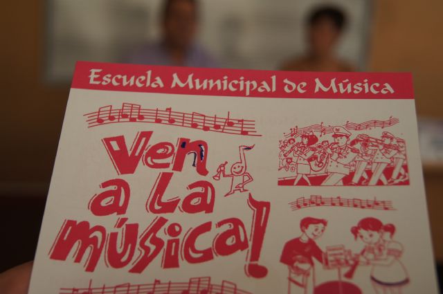 La Escuela de Música acogerá a más de 350 alumnos durante el curso 2014-2015
