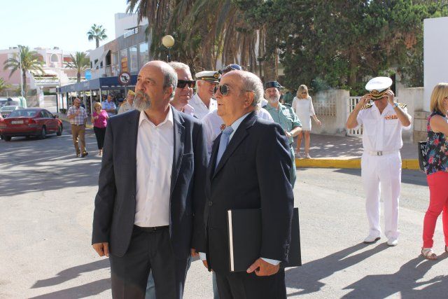 Inaugurada la calle en homenaje al Almirante Antonio Moreno Barber, Foto 4