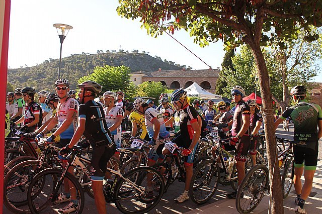 250 bikers participan en el VIII memorial mtb Domingo Pelegrin