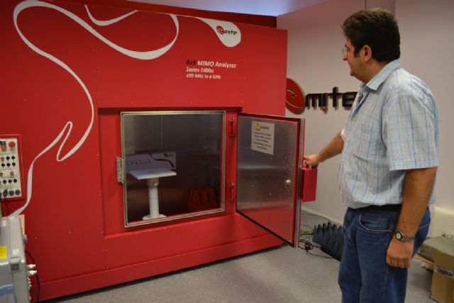 EMITE, una spin-off de la UPCT, entre las dos únicas empresas del mundo que testan los smartphones para la principal operadora telefónica de Estados Unidos - 1, Foto 1