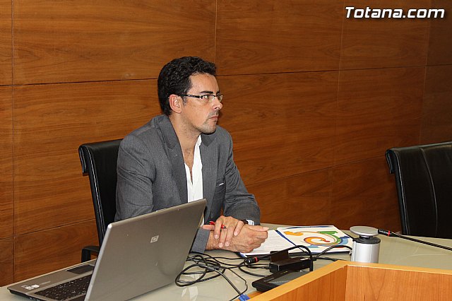 Los empresarios del sector turstico se renen con el Ministerio de Turismo - 12