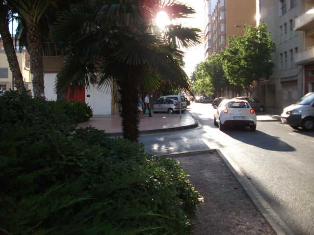 MC solicita mayor visibilidad en el cruce de Carlos III con la calle Ronda para evitar accidentes de tráfico - 2, Foto 2