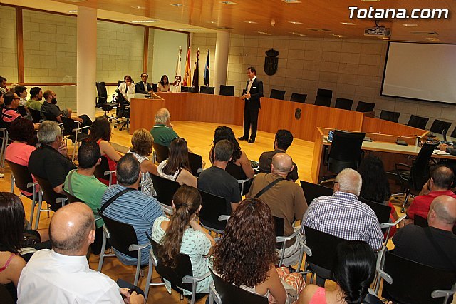 Los empresarios del sector turístico se reúnen con el Ministerio de Turismo, Foto 1