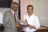 El ministro de Salud Pblica de la Repblica rabe Saharaui visita al alcalde