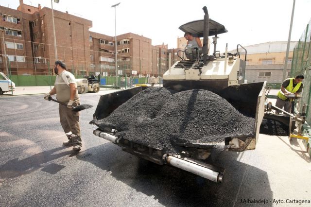 Obras de mejora en las pistas exteriores del pabellón central - 1, Foto 1