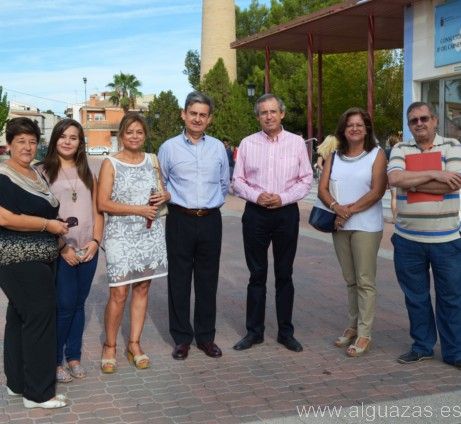 Los estudiantes del IES Villa de Alguazas reciben el nuevo curso con la visita del Secretario General de la Consejería de Educación - 2, Foto 2