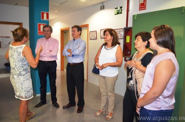 Los estudiantes del IES Villa de Alguazas reciben el nuevo curso con la visita del Secretario General de la Consejería de Educación - 3, Foto 3