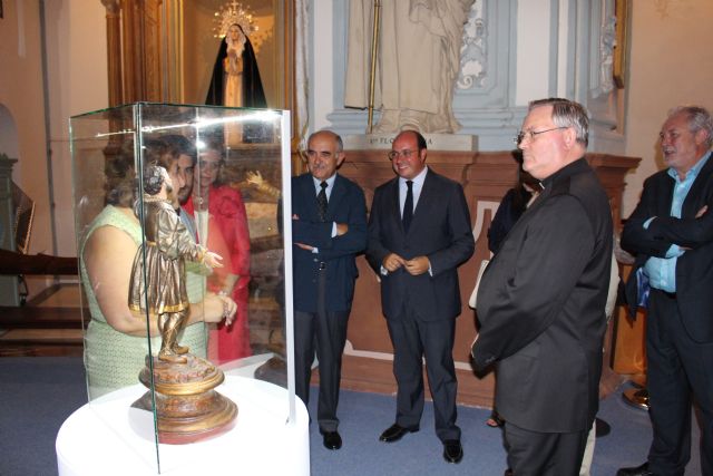 El presidente de la Comunidad y el Obispo inauguran la exposición En íntima plegaria - 2, Foto 2