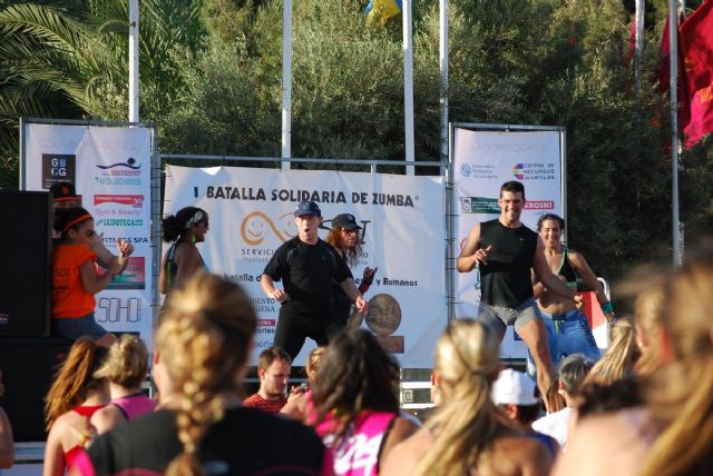 Zumba y baloncesto en la batalla solidaria por las personas con discapacidad intelectual - 1, Foto 1