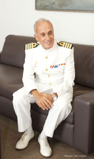 Visita del nuevo director del Museo Naval a la alcaldesa - 3, Foto 3