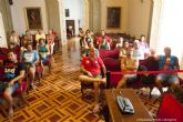 Un grupo folclórico de Lanzarote hace turismo por la ciudad