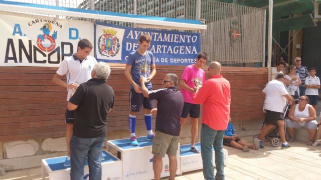 Nadadores de todas las edades tomaron el puerto el domingo - 4, Foto 4