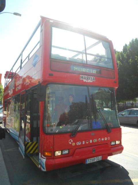 El autobús turístico ya circula por Murcia - 1, Foto 1