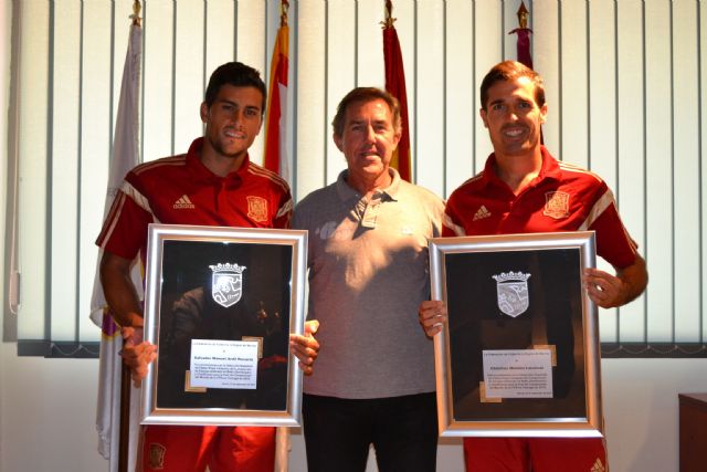 Los campeones de Europa de fútbol playa, premiados por la Federación de Fútbol - 1, Foto 1