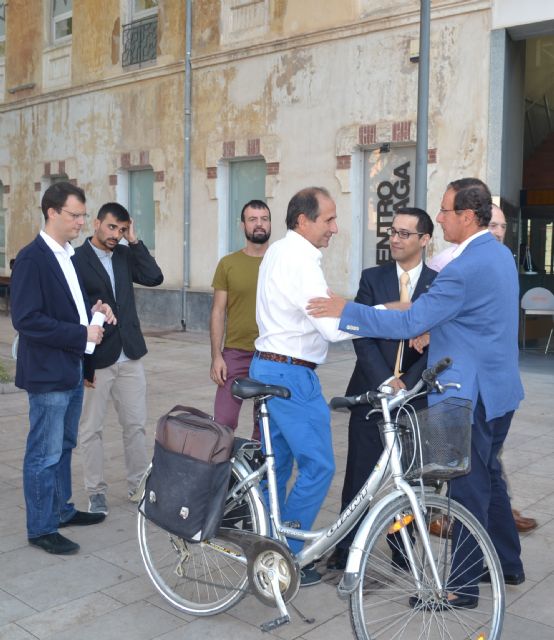 Los politólogos reúnen a Ayuntamiento, DGT y usuarios para debatir las políticas de fomento de la bicicleta - 1, Foto 1