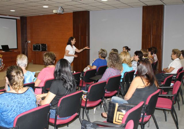 La Concejalía de Igualdad organiza para este sábado el II Encuentro del Banco de Experiencias en la Fuente del Pino - 2, Foto 2