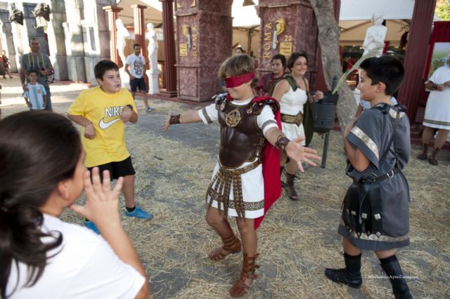 Los más pequeños se adueñaron del Campamento Festero - 1, Foto 1