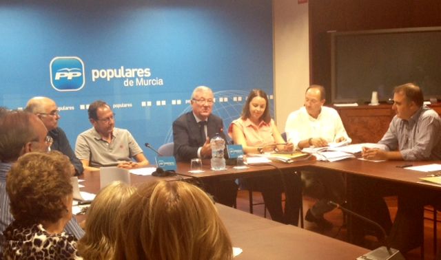 El PP contará con la sociedad murciana para elaborar su Libro Blanco que será la base del programa electoral de  2015 - 1, Foto 1