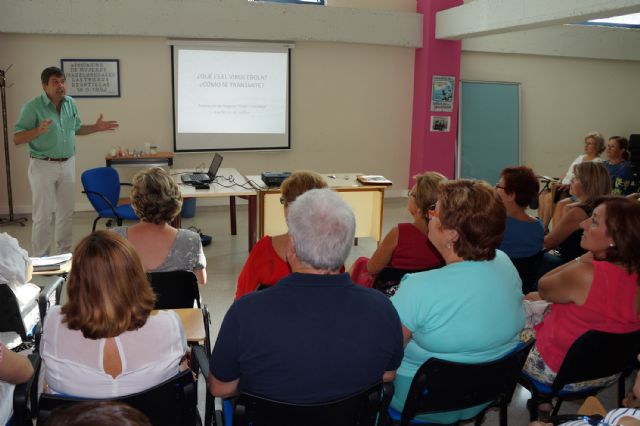 La asociación de mujeres Isabel González torreña se informa sobre el Ébola - 3, Foto 3