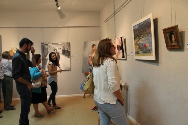 Ya se puede visitar la exposición de artistas locales y paisajes y rincones de Bullas en la Casa de Cultura - 3, Foto 3