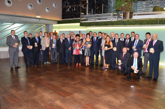 El Colegio de Economistas entregó los Ecónomos de Plata y Bronce - 1, Foto 1