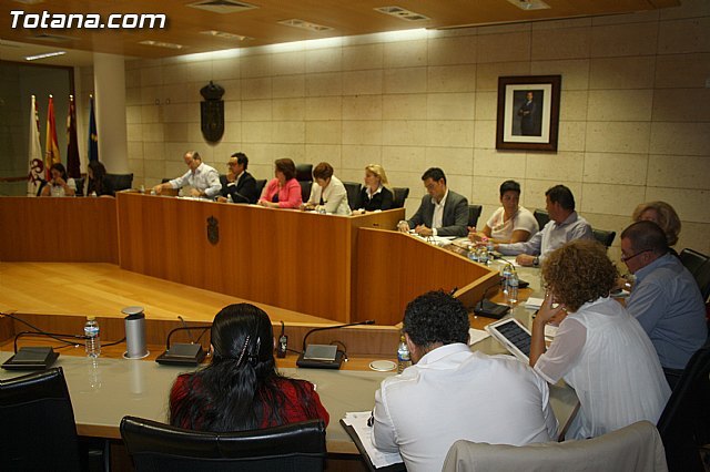 AVANCE: La concejal Belén Muñiz pregunta sobre la Ley 53/1984 de incompatibilidades del personal al servicio de las administraciones públicas, Foto 1
