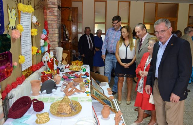 El alcalde de Águilas visita la residencia de pensionistas ferroviarios con motivo del 'Día del Residente' - 1, Foto 1
