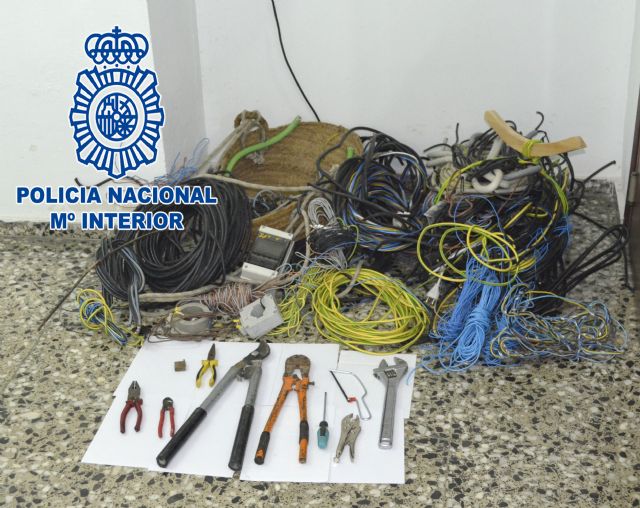 La Policía Nacional detiene a dos personas por veinte delitos de robo de cobre en Yecla - 1, Foto 1
