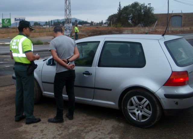 La Guardia Civil detiene al conductor de un turismo por circular en sentido contrario más de 3 kilómetros - 2, Foto 2