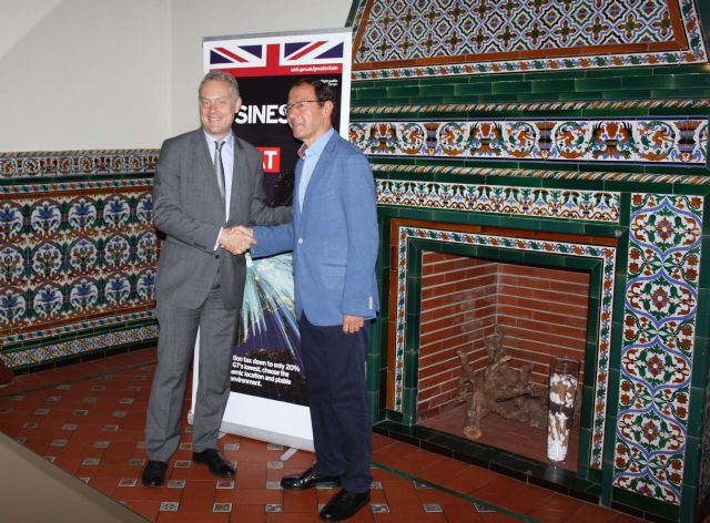 El Alcalde se entrevista con el Embajador de Reino Unido - 2, Foto 2