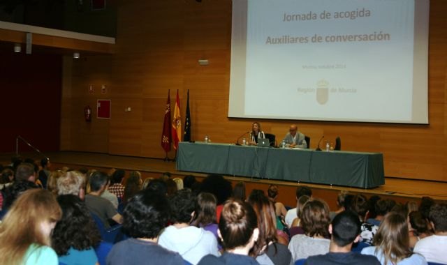 Educación eleva de 164 a 218 el número de auxiliares de conversación en los colegios e institutos bilingües - 1, Foto 1