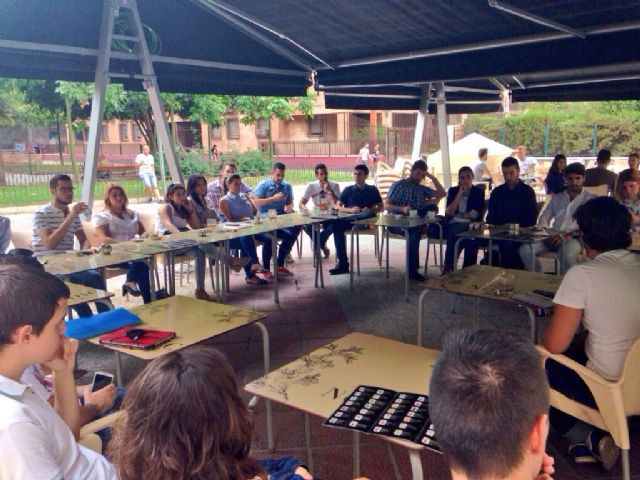 NNGG comienza su Ciclo de Debate  #Café con Ideas NNGG - 1, Foto 1