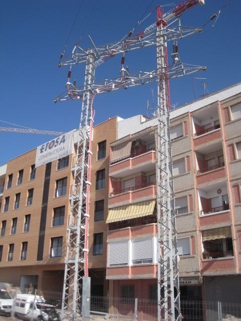 Fomento ultima el traslado de la torre de alta tensión de La Viña, atendiendo una demanda histórica de los vecinos - 1, Foto 1