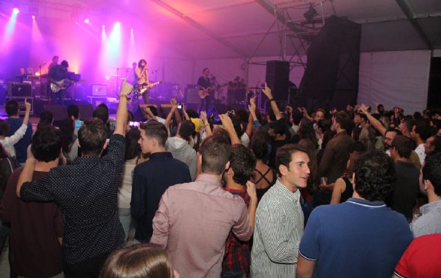 Izal y Sidonie congregaron a más de 5.000 personas en Puerto Lumbreras - 1, Foto 1