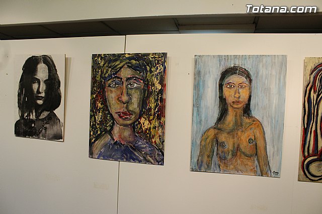 La sala municipal Gregorio Cebrin acoge la muestra colectiva de pintores murcianos 