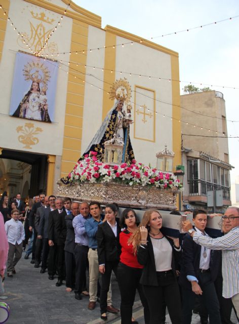Cientos de lumbrerenses acompañaron a la Stma. Virgen del Rosario en la tradicional Procesión 2014 - 2, Foto 2