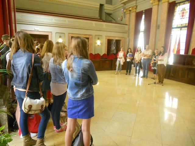 María Dolores Sánchez da la bienvenida a estudiantes y profesores del IES Infante Don Juan Manuel y el colegio Saint-Jean Douai (Francia) - 1, Foto 1