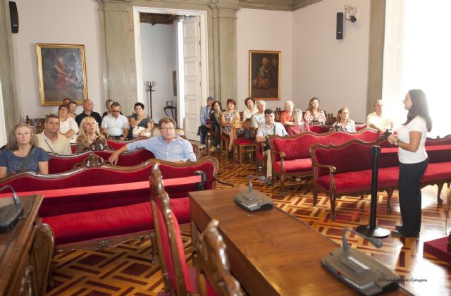 Una veintena de mujeres de El Casar vinieron a conocer Cartagena - 1, Foto 1