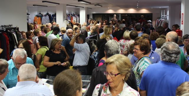 Inauguración de ´La Ropería - 2, Foto 2