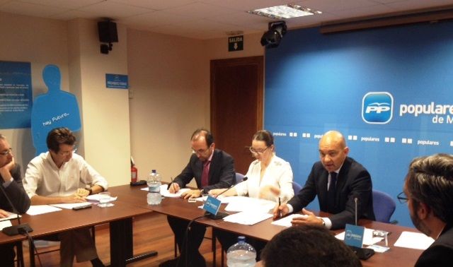 La secretaría de Economía e Industria del PP de la Región de Murcia inicia la elaboración del Programa Marco 2015 - 2, Foto 2