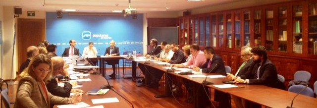 La secretaría de Economía e Industria del PP de la Región de Murcia inicia la elaboración del Programa Marco 2015 - 3, Foto 3